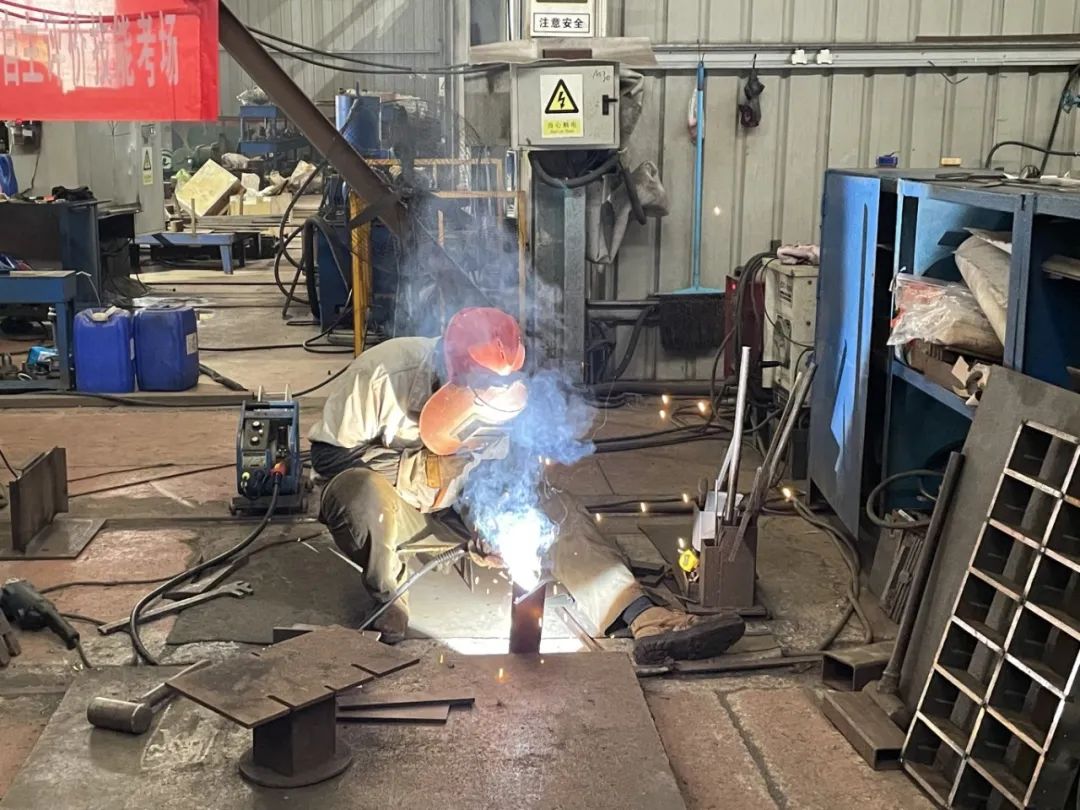 技能強(qiáng)企促發(fā)展 人才賦能抓提升丨東岳機(jī)械第一批焊工職業(yè)技能等級認(rèn)定工作圓滿完成